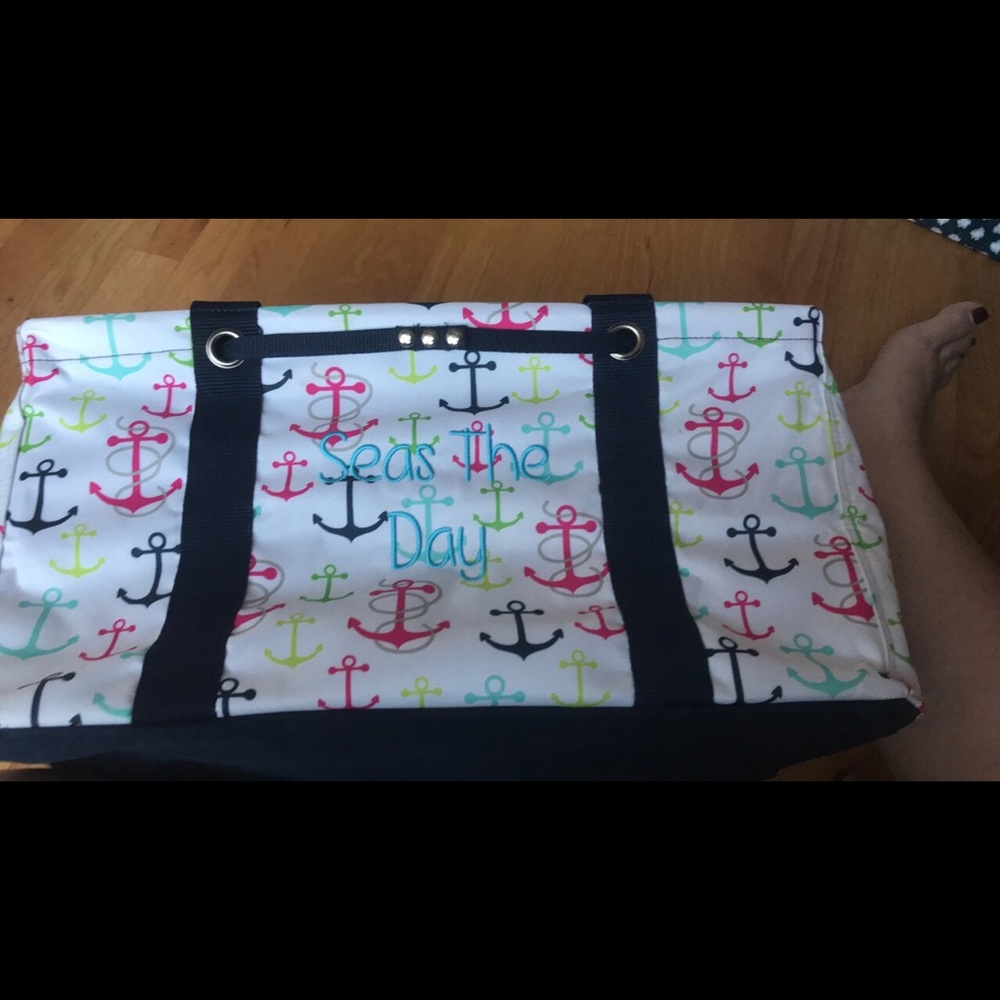 Thirty One Medium Utility Tote with Insert